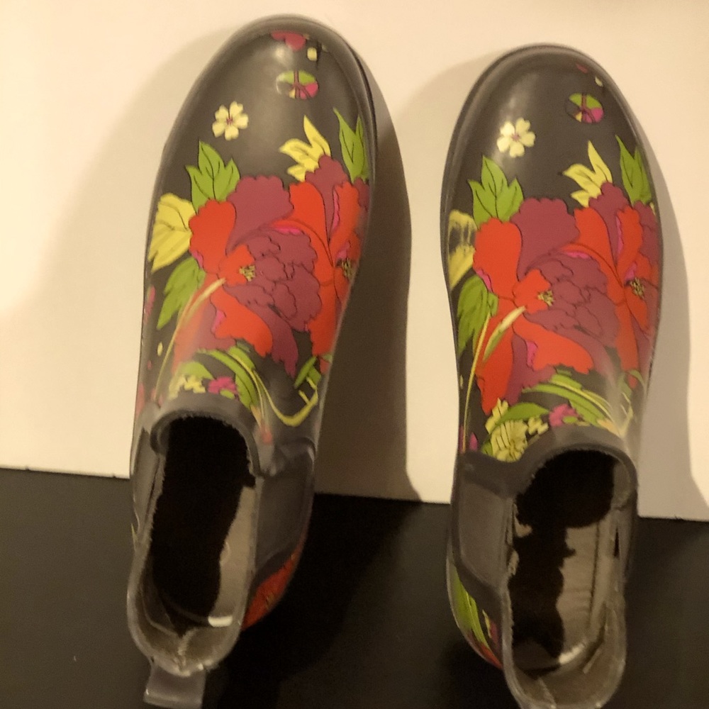 Sakroots Rubber Rain Boots